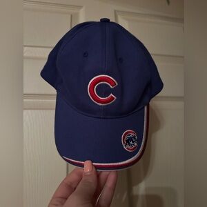 Chicago Cubs Blue Baseball Cap with Red Logo sporty athletic activewear